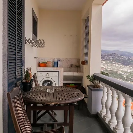 Sunset House * Камара-де-Лобуш